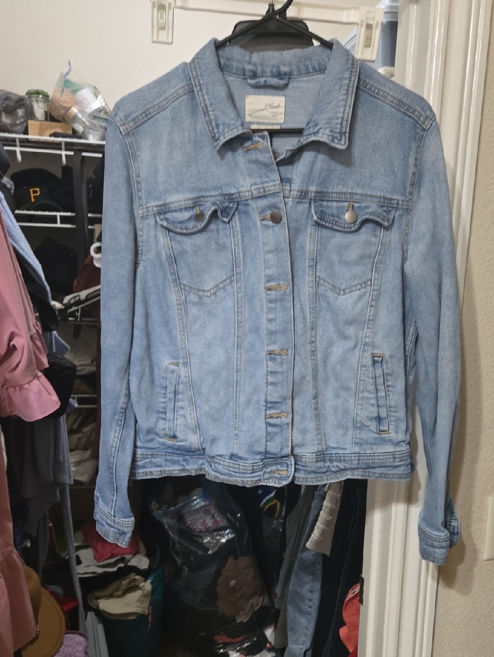Universal Thread Light Blue Denim Trucker Jacket
